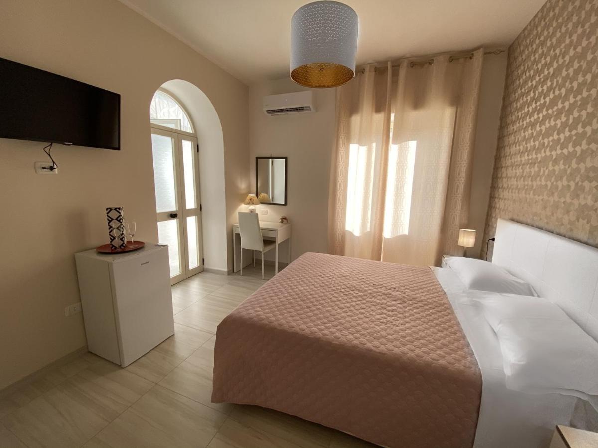 B&B Enjoy Happyness Pompei Exterior photo