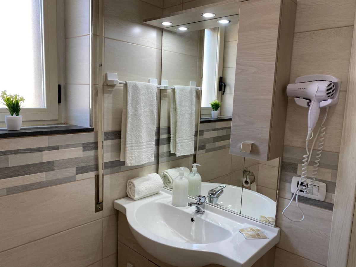 B&B Enjoy Happyness Pompei Exterior photo